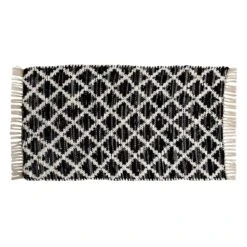 Boho Black Lattice Chindi Accent Rug, 2x4