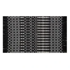 Freidman Black & White Accent Rug, 27x45