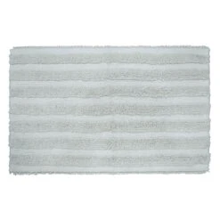 White Tufted Bath Mat, 21x34